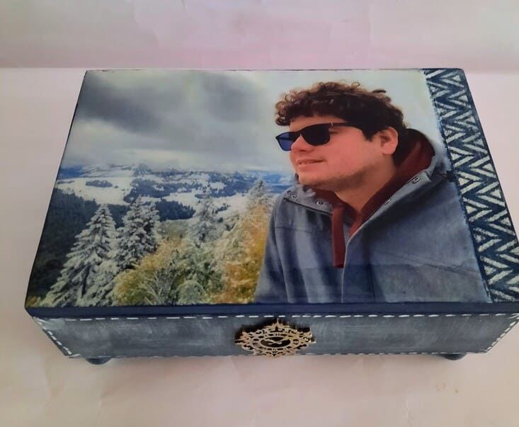 Caja sebas