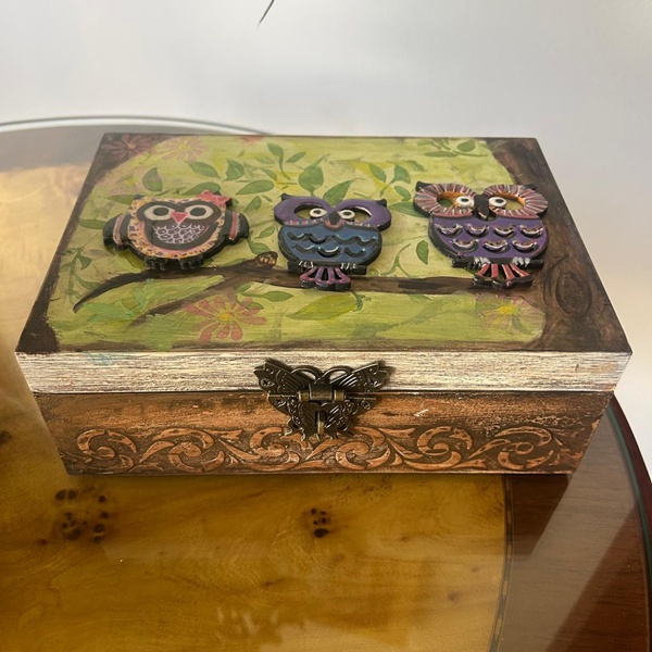 Caja tres búhos