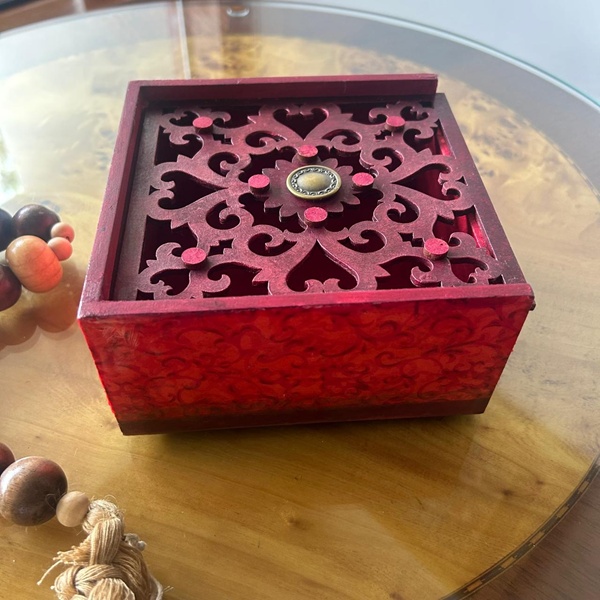 Caja vintage Carmen