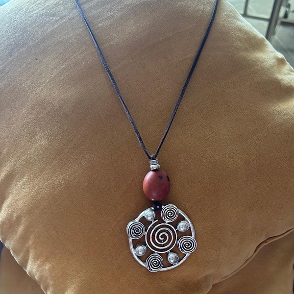 Collar Enma